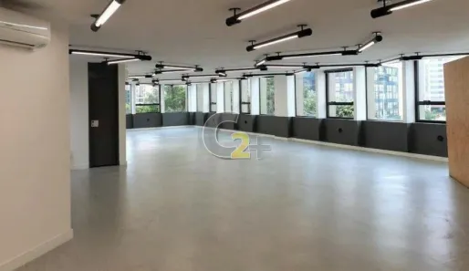 Sala Comercial para alugar, 286m² no Chácara Três Meninas, São Paulo