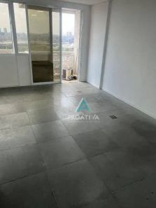 Sala Comercial à venda, 33m² no Novo Homero Thon, Santo André