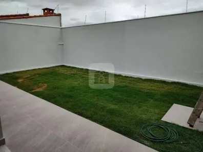 Casa com 4 Quartos à venda, 210m² no Cidade Jardim, Uberlândia