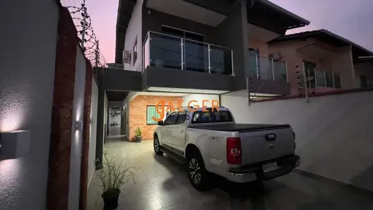 Sobrado com 3 Quartos à venda, 180m² no Igarapé, Porto Velho