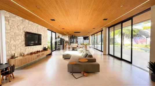 Casa de Condomínio com 5 Quartos à venda, 660m² no Jardins Munique, Goiânia
