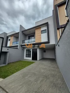 Sobrado com 3 Quartos à venda, 132m² no Centro, Araucária