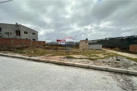 Lote/Terreno à venda, 220m² no Novo Heliópolis, Garanhuns