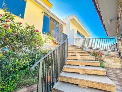 Casa com 3 Quartos à venda, 213m² no Campestre, Santo André