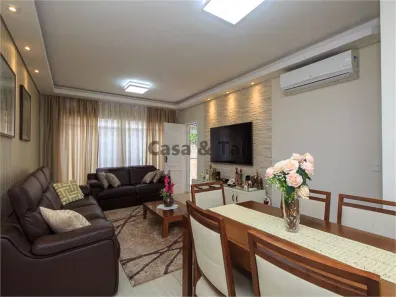 Casa com 3 Quartos à venda, 180m² no Vila Cordeiro, São Paulo