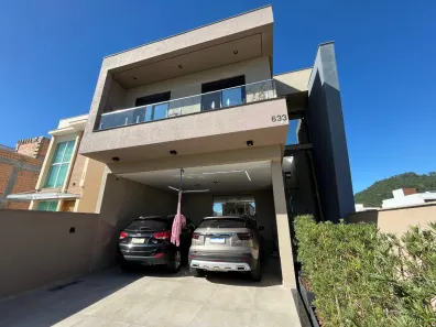 Casa com 4 Quartos à venda, 300m² no Beira Rio, Biguaçu