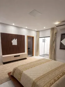 Casa com 3 Quartos para alugar, 120m² no Jardim Universitário, Cuiabá