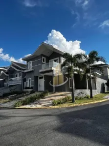 Casa de Condomínio com 3 Quartos à venda, 230m² no Loteamento Villa Branca, Jacareí