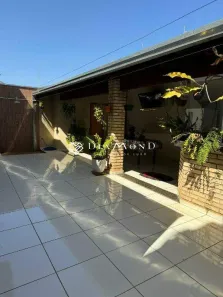 Casa com 3 Quartos à venda, 186m² no Santa Rosa, Uberlândia