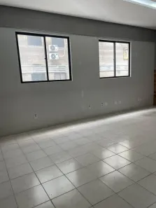 Sala Comercial para alugar, 30m² no Nazaré, Belém