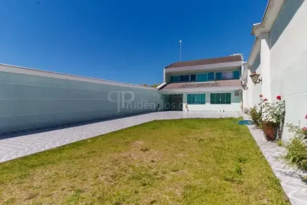Casa com 5 Quartos para alugar, 331m² no Bairro Alto, Curitiba