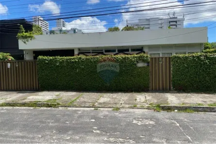 Casa com 4 Quartos à venda, 340m² no Casa Forte, Recife