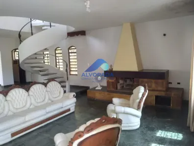 Sobrado com 4 Quartos à venda, 289m² no Jardim Mesquita, Jacareí