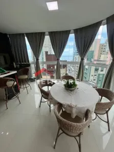 Apartamento com 4 Quartos à venda, 190m² no Meia Praia, Itapema