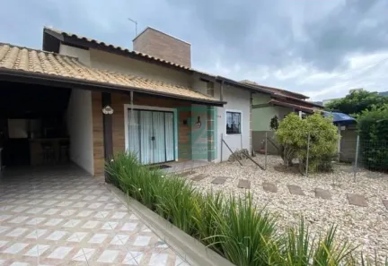 Casa com 3 Quartos à venda, 160m² no Zimbros, Bombinhas