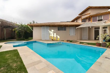 Casa de Condomínio com 4 Quartos para alugar, 650m² no Alphaville, Santana de Parnaíba
