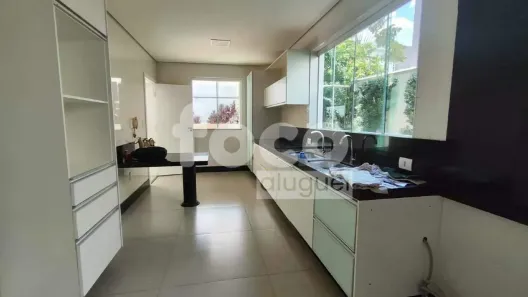 Casa de Condomínio com 4 Quartos para alugar, 435m² no Nova Uberlândia, Uberlândia