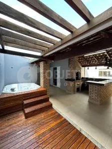 Casa de Condomínio com 3 Quartos à venda, 167m² no Jardim Holanda, Uberlândia