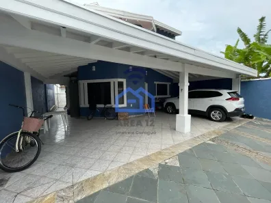 Sobrado com 3 Quartos à venda, 310m² no Caputera, Caraguatatuba