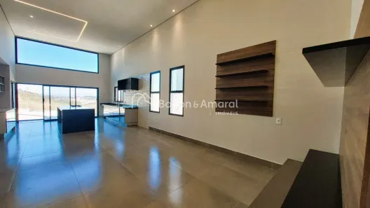 Casa de Condomínio com 3 Quartos à venda, 200m² no Pinheiro, Valinhos