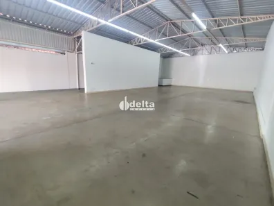 Ponto Comercial para alugar, 300m² no Osvaldo Rezende, Uberlândia
