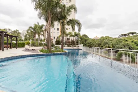 Apartamento com 2 Quartos para alugar, 57m² no Campo Comprido, Curitiba
