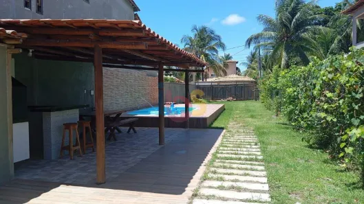 Casa com 3 Quartos à venda, 250m² no Olivença, Ilhéus