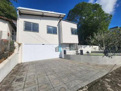 Casa com 3 Quartos para alugar, 110m² no Carvoeira, Florianópolis