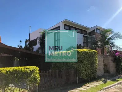 Casa com 3 Quartos à venda, 400m² no Morro das Pedras, Florianópolis