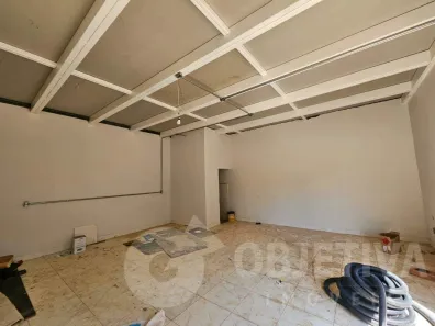 Ponto Comercial para alugar, 50m² no Martins, Uberlândia