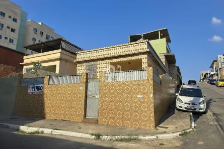 Casa com 3 Quartos à venda, 250m² no Parque Paulicéia, Duque de Caxias
