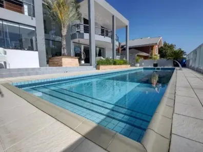 Sobrado com 5 Quartos à venda, 585m² no João Paulo, Florianópolis