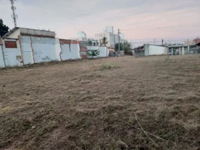 Lote/Terreno à venda, 798m² no Jardim Pacaembu, Jundiaí