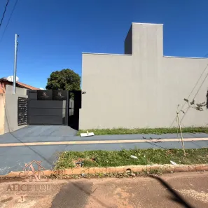 Casa de Condomínio com 2 Quartos à venda, 45m² no Jardim Presidente, Campo Grande