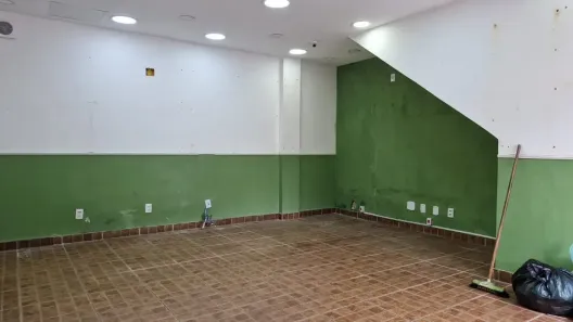 Ponto Comercial com 1 Quarto para venda ou aluguel, 68m² no Grajaú, Rio de Janeiro