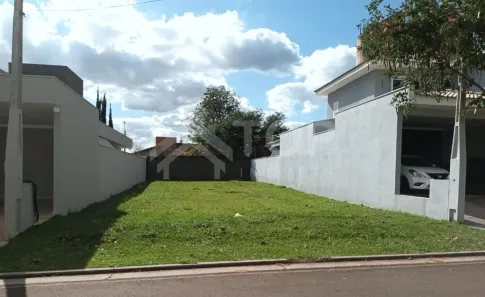 Lote/Terreno à venda, 322m² no Jardim Jockey Clube, São Carlos
