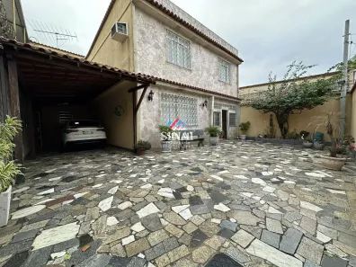 Casa com 4 Quartos à venda, 218m² no Vaz Lobo, Rio de Janeiro