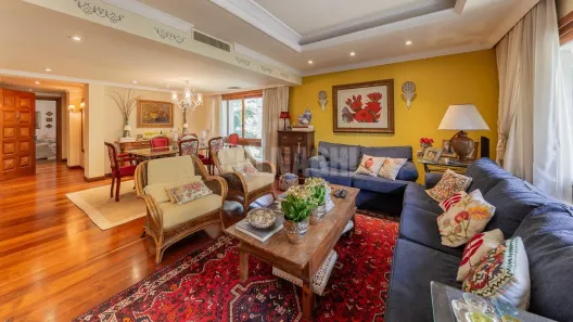 Apartamento com 3 Quartos à venda, 247m² no Petrópolis, Porto Alegre
