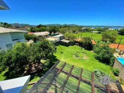Casa com 4 Quartos para alugar, 260m² no Lagoa da Conceição, Florianópolis