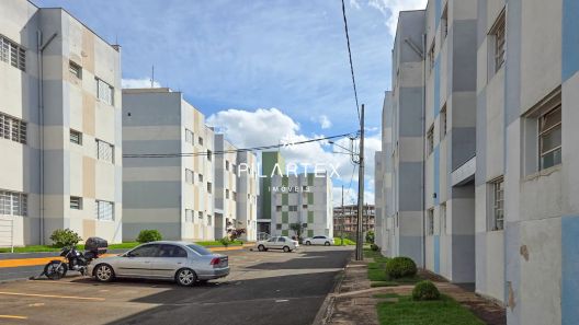 Apartamento com 2 Quartos à venda, 52m² no Jardim Strass, Londrina