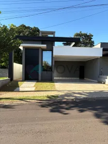 Casa de Condomínio com 3 Quartos à venda, 154m² no Residencial Village Damha, Araraquara