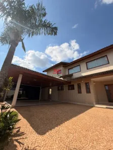 Sobrado com 4 Quartos à venda, 447m² no Vila Aviação, Bauru