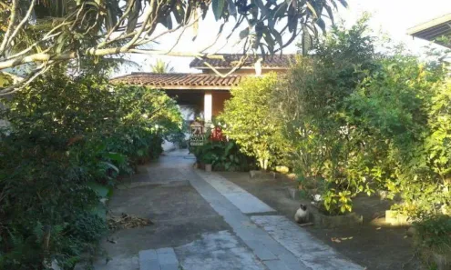 Casa com 2 Quartos à venda, 126m² no Praia das Palmeiras, Caraguatatuba