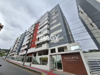 Apartamento com 2 Quartos para alugar, 86m² no Praia Comprida, São José