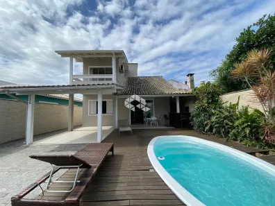 Casa com 4 Quartos à venda, 215m² no Campeche, Florianópolis