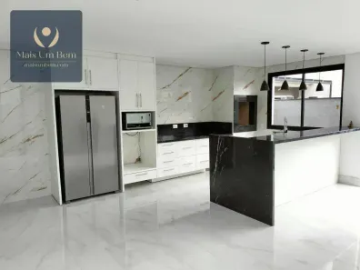 Casa de Condomínio com 3 Quartos à venda, 171m² no Santa Cândida, Curitiba