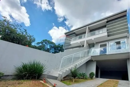 Casa com 2 Quartos à venda, 120m² no Forquilhas, São José