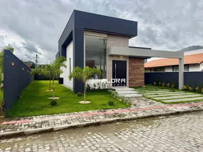 Casa de Condomínio com 3 Quartos à venda, 100m² no Ubatiba, Maricá