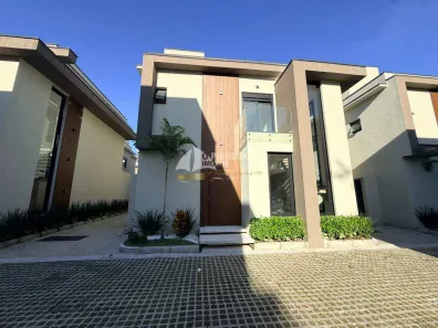 Casa de Condomínio com 3 Quartos à venda, 135m² no Camburi, São Sebastião