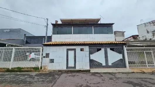Casa com 5 Quartos à venda, 135m² no Ceilândia Norte, Brasília